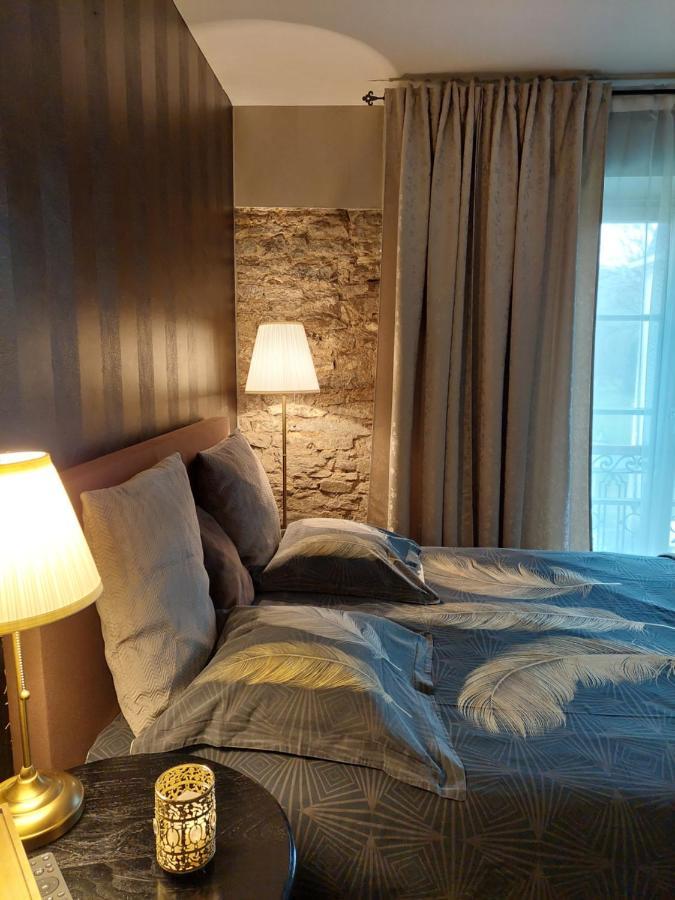 La Chambre Et Le Studio Du Chateau Du Golf De Bernalmont Liège Exterior foto