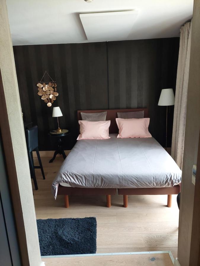 La Chambre Et Le Studio Du Chateau Du Golf De Bernalmont Liège Exterior foto