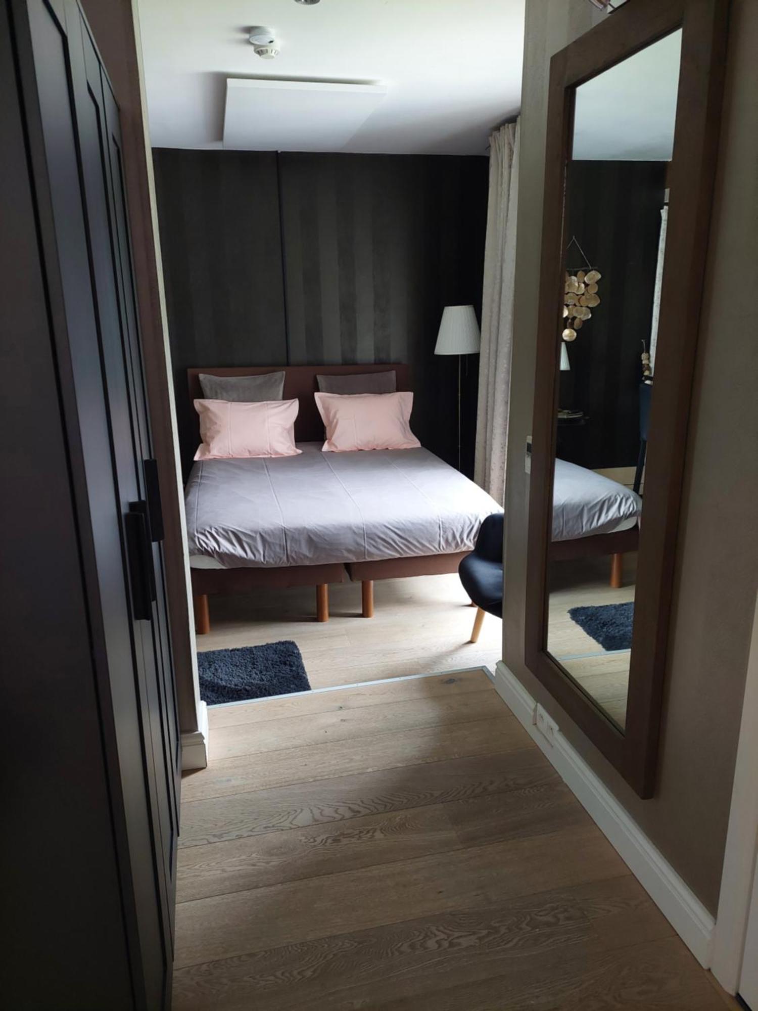 La Chambre Et Le Studio Du Chateau Du Golf De Bernalmont Liège Cameră foto